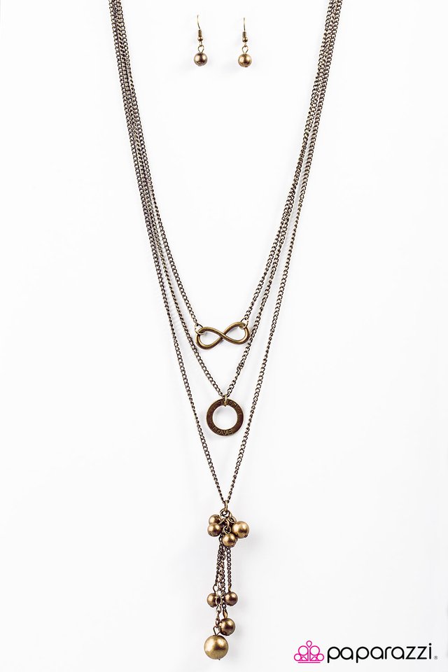 Paparazzi ♥ Love Affair - Brass ♥ Necklace