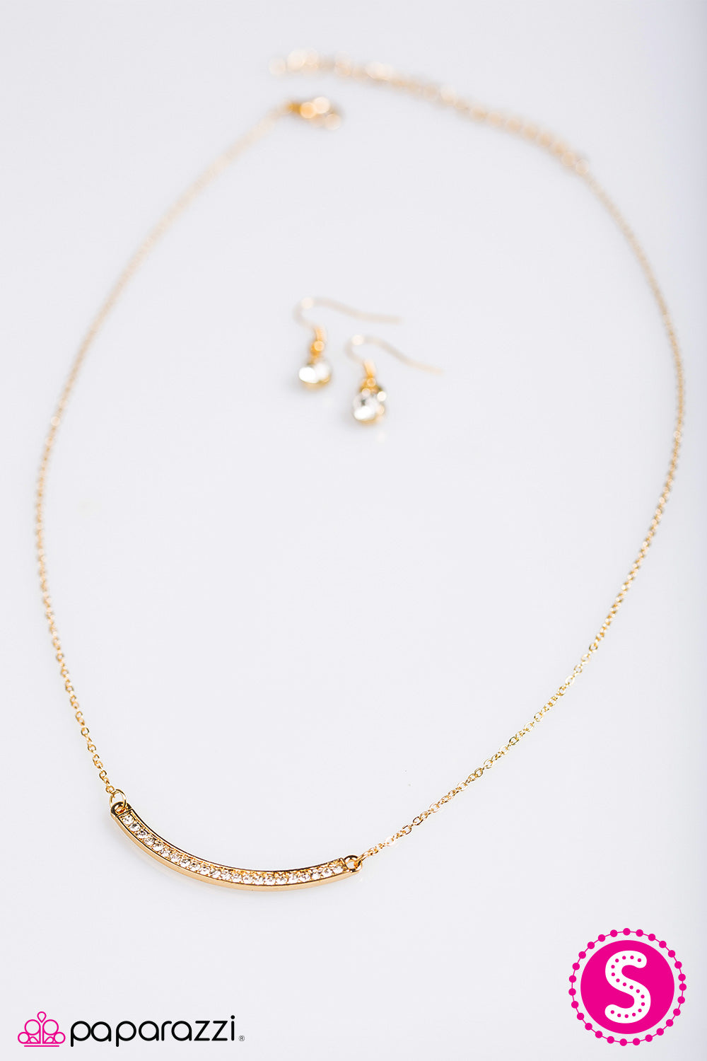 Paparazzi ♥ Glitter Goddess - Gold ♥ Necklace