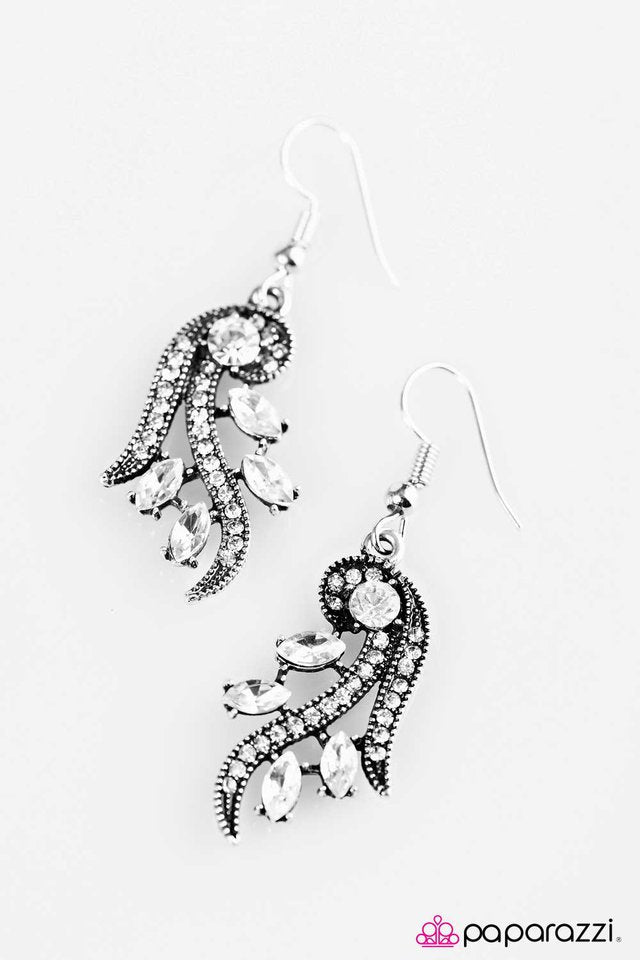 Paparazzi ♥ Stellar Symphonies - White ♥ Earrings