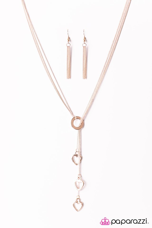 Paparazzi ♥ Always In My Heart - Gold ♥ Necklace