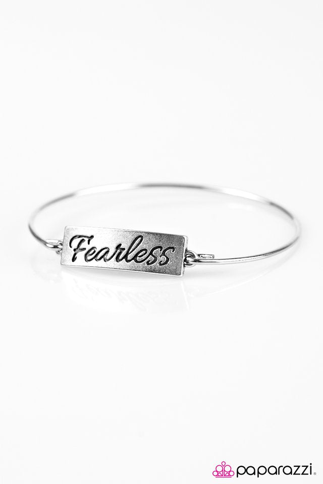 Paparazzi ♥ Live Fearlessly - Silver ♥ Bracelet