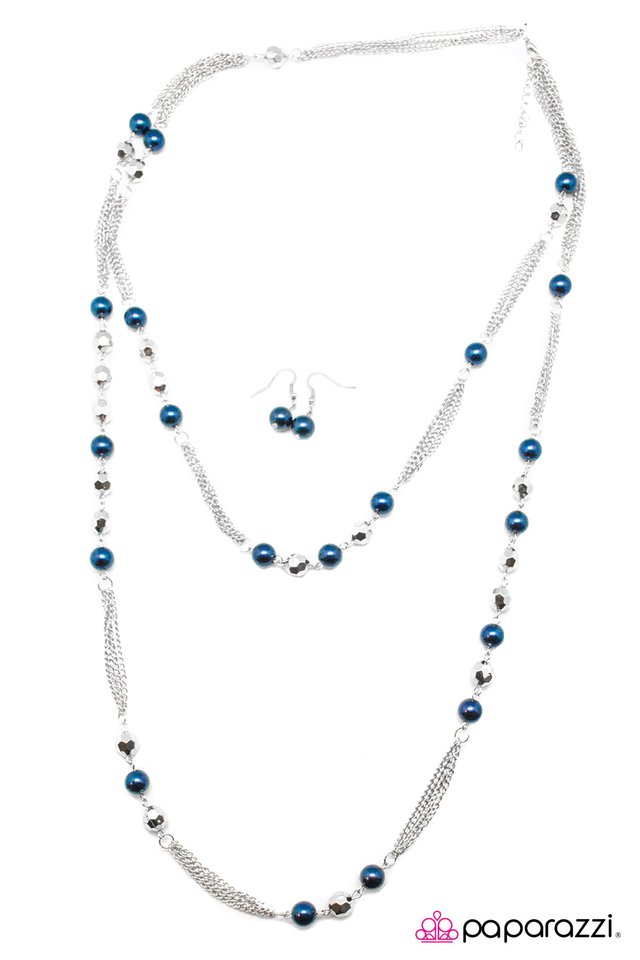 Paparazzi ♥ Singing the Blues - Blue ♥ Necklace