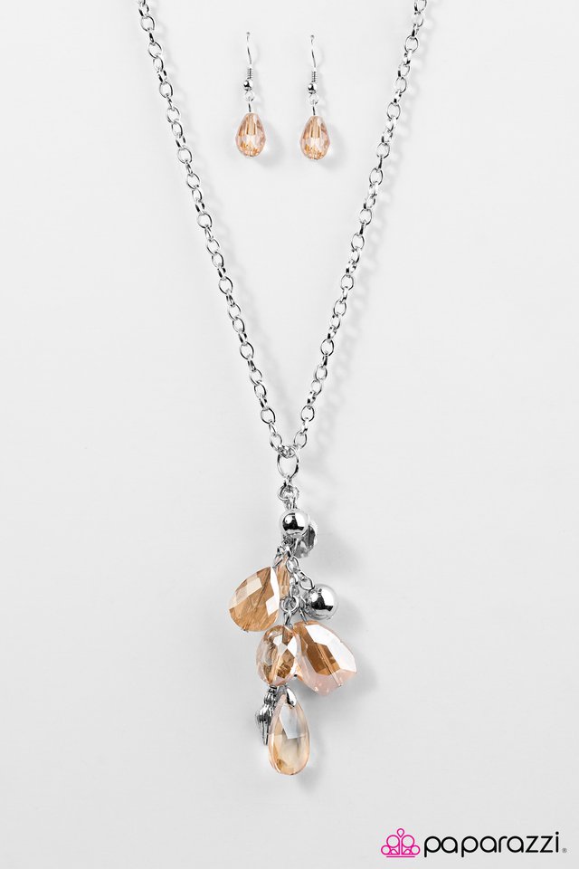 Paparazzi ♥ Fleur De Garden - Brown ♥ Necklace