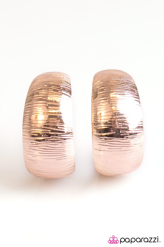 Paparazzi ♥ Liberty Bell - Rose Gold ♥ Earrings