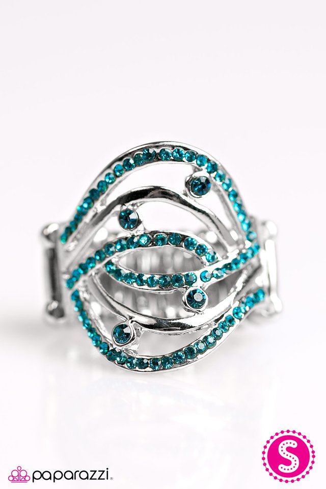Paparazzi ♥ Cosmic Compass - Blue ♥ Ring