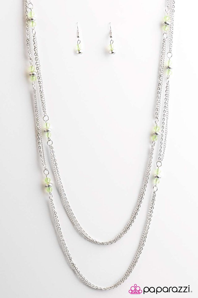 Paparazzi ♥ Glass Half FANCIFUL - Green ♥ Necklace