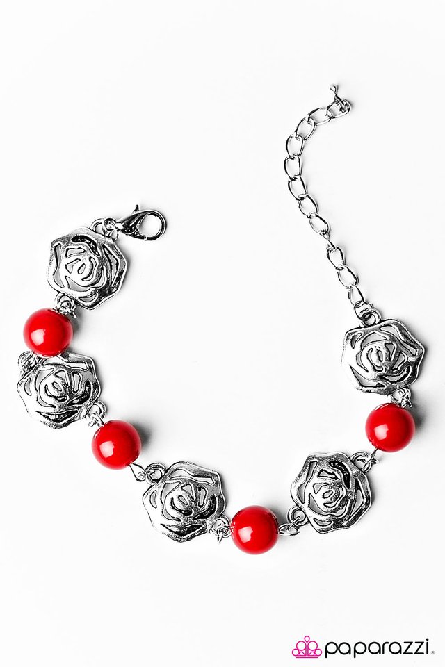 Paparazzi ♥ Springtime Social - Red ♥ Bracelet