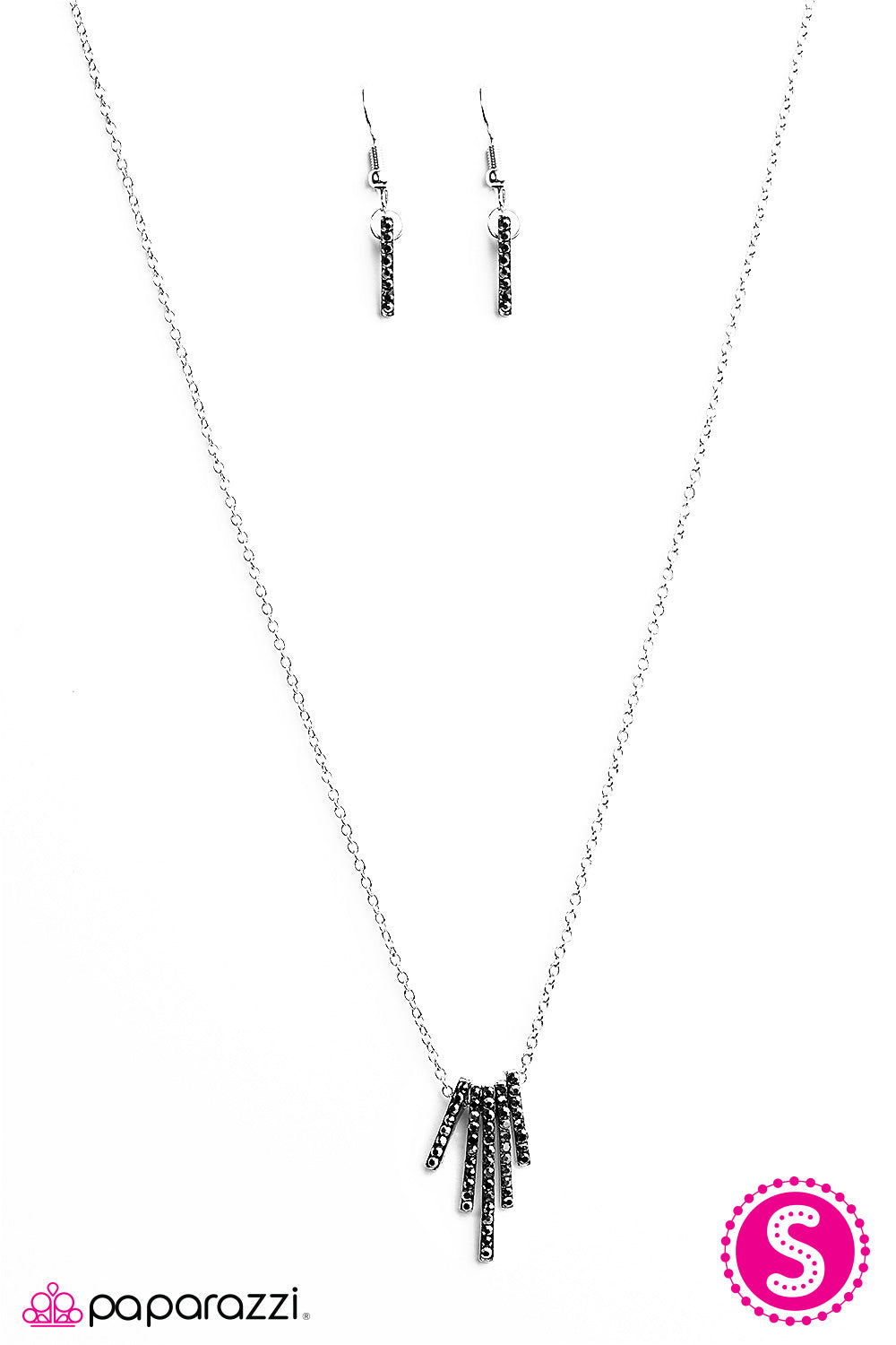 Paparazzi ♥ Urban Scene - Silver ♥ Necklace