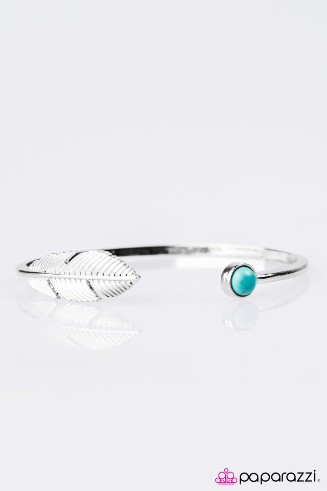 Paparazzi ♥ Little Sparrow - Blue ♥ Bracelet