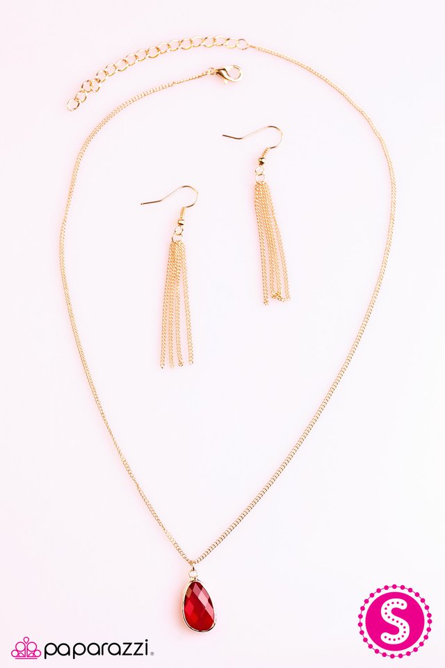 Paparazzi ♥ Extra Extravagant - Red ♥ Necklace