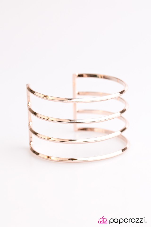 Paparazzi ♥ In Your Day-GLEAMS! - Rose Gold ♥ Bracelet