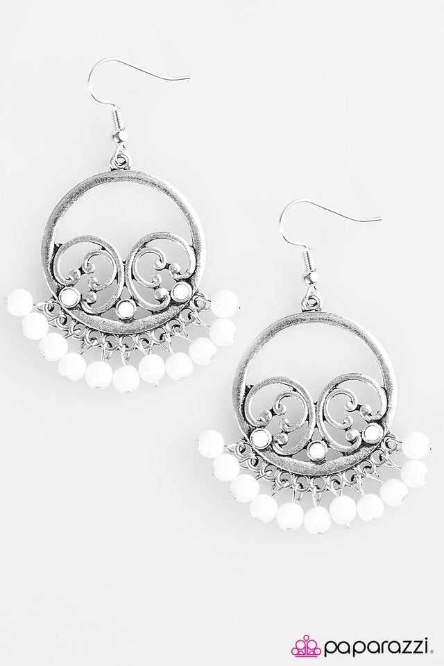 Paparazzi ♥ Coast View - White ♥ Earrings