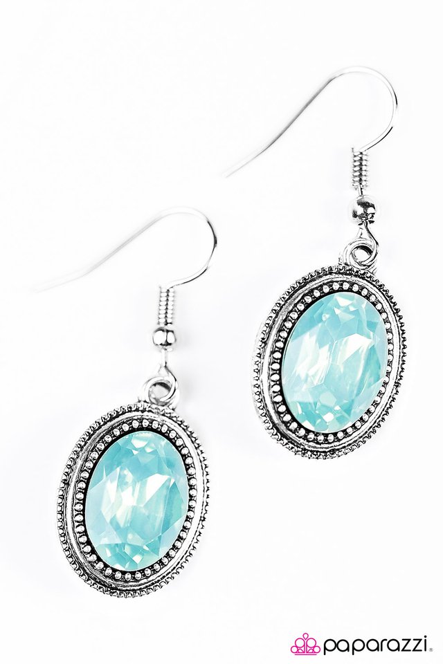 Paparazzi ♥ Galactic Glam - Green ♥ Earrings