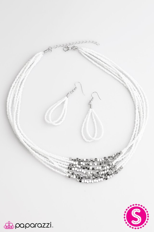 Paparazzi ♥ Crash The Party - White ♥ Necklace