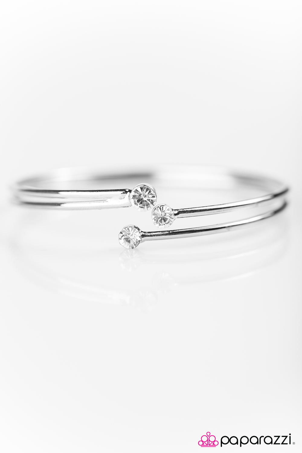 Paparazzi ♥ Starlight Sparkle - White ♥ Bracelet