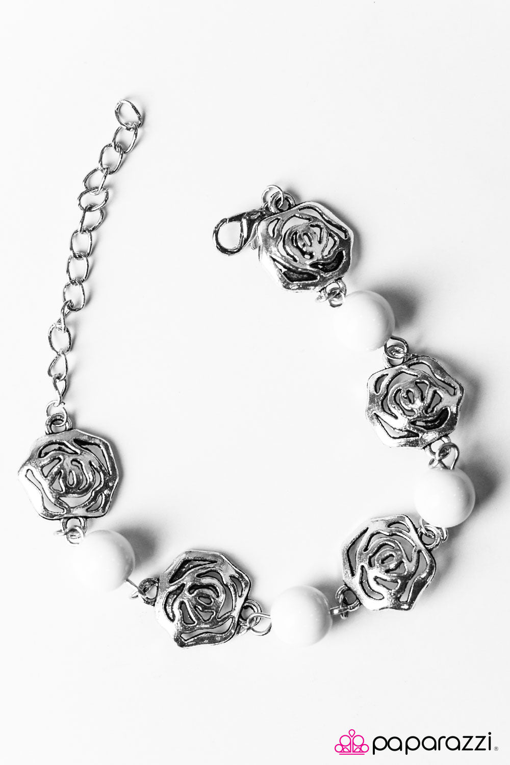 Paparazzi ♥ Springtime Social - White ♥ Bracelet