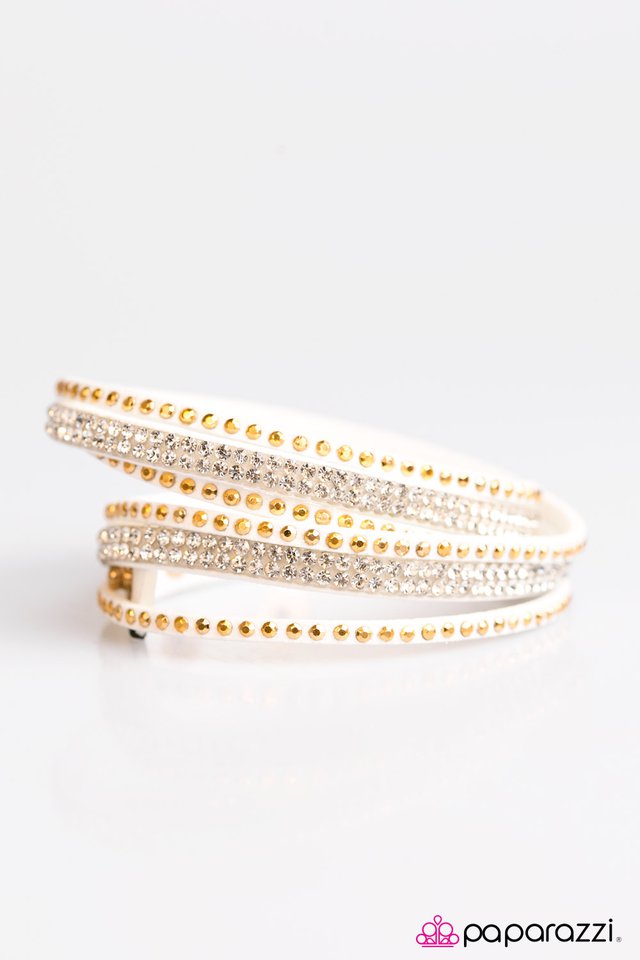 Paparazzi ♥ Stop, Drop, and Sparkle - White ♥ Bracelet
