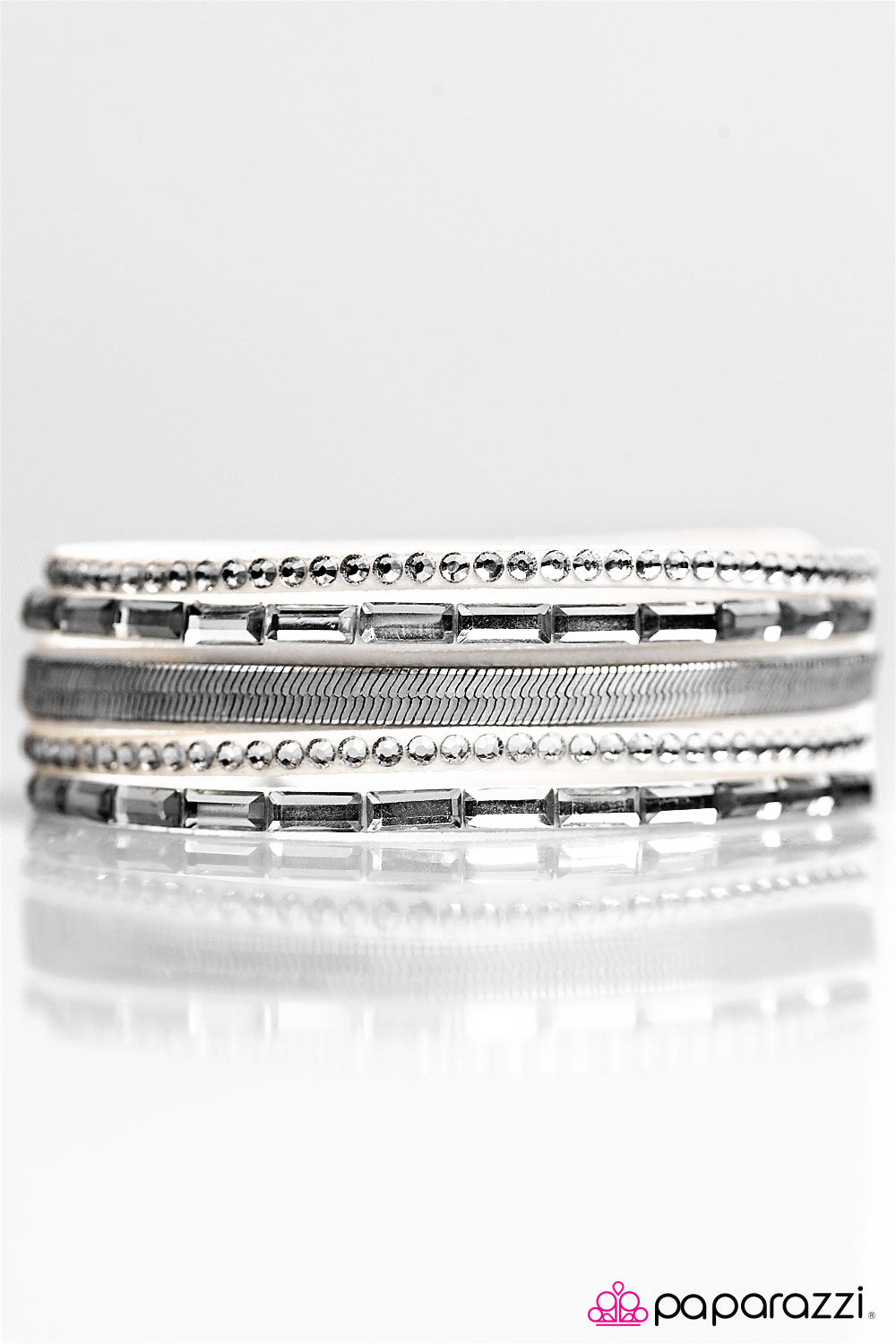 Paparazzi ♥ Hit the Lights - White ♥ Bracelet-product_sku