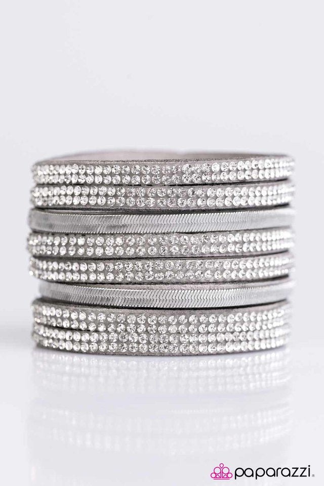 Paparazzi ♥ Thriller - Silver ♥ Bracelet