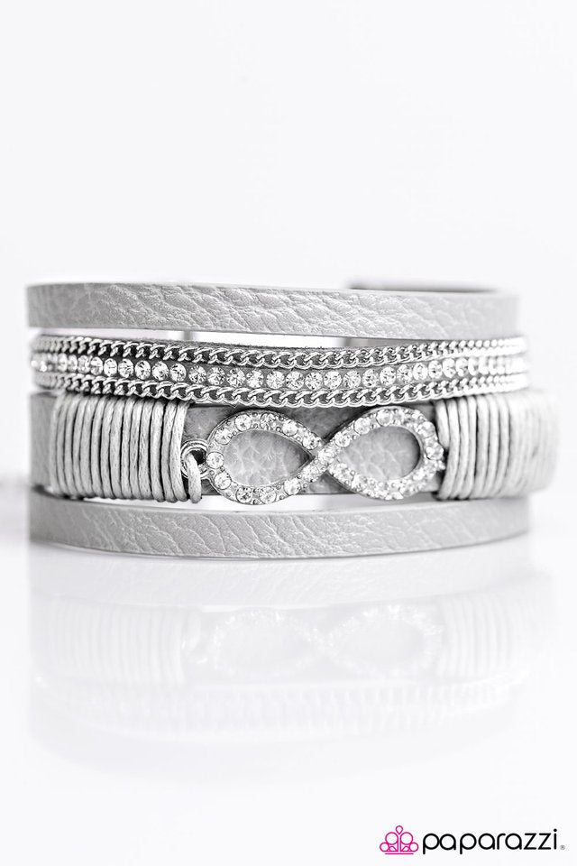 Paparazzi ♥ Happily FOREVER After - Silver ♥ Bracelet