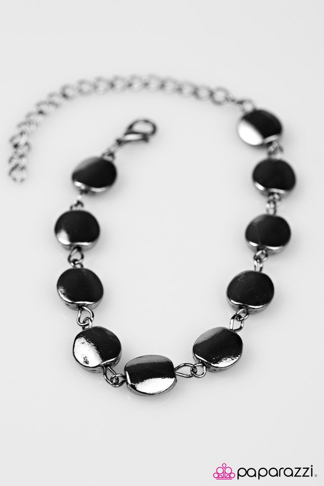 Paparazzi ♥ All The BRIGHT Moves - Black ♥ Bracelet