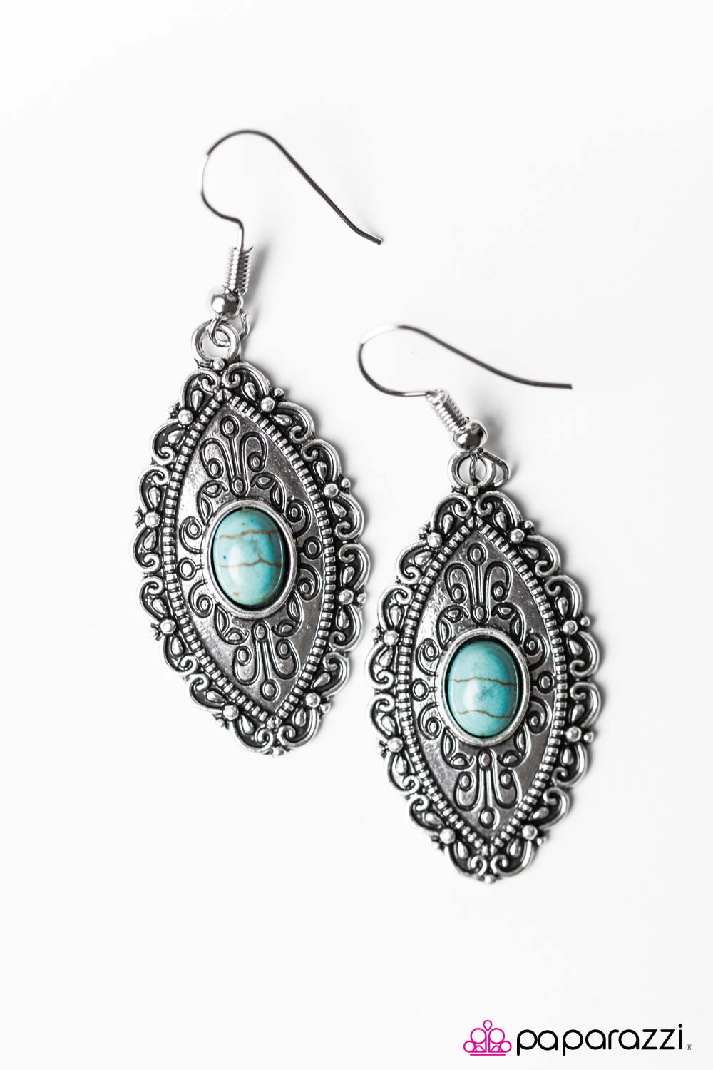 Paparazzi ♥ Trail Queen - Blue ♥ Earrings