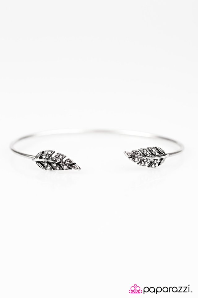 Paparazzi ♥ Fly With Me - Silver ♥ Bracelet