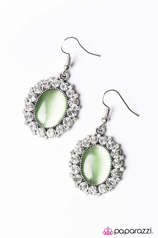 Paparazzi ♥ Wouldnt It Be ICE? - Green ♥ Earrings