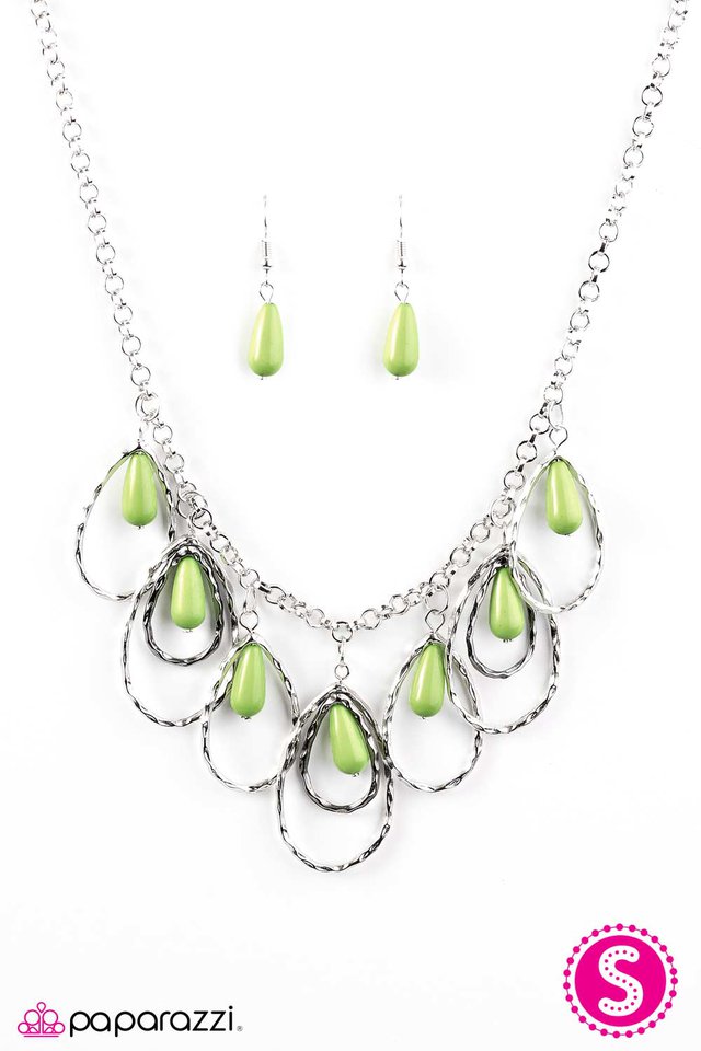 Paparazzi ♥ TEAR-rifically Terrific - Green ♥ Necklace