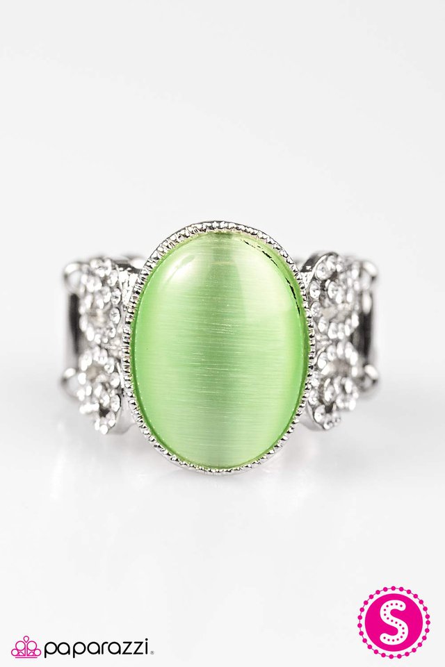 Paparazzi ♥ Your Castle Awaits - Green ♥ Ring