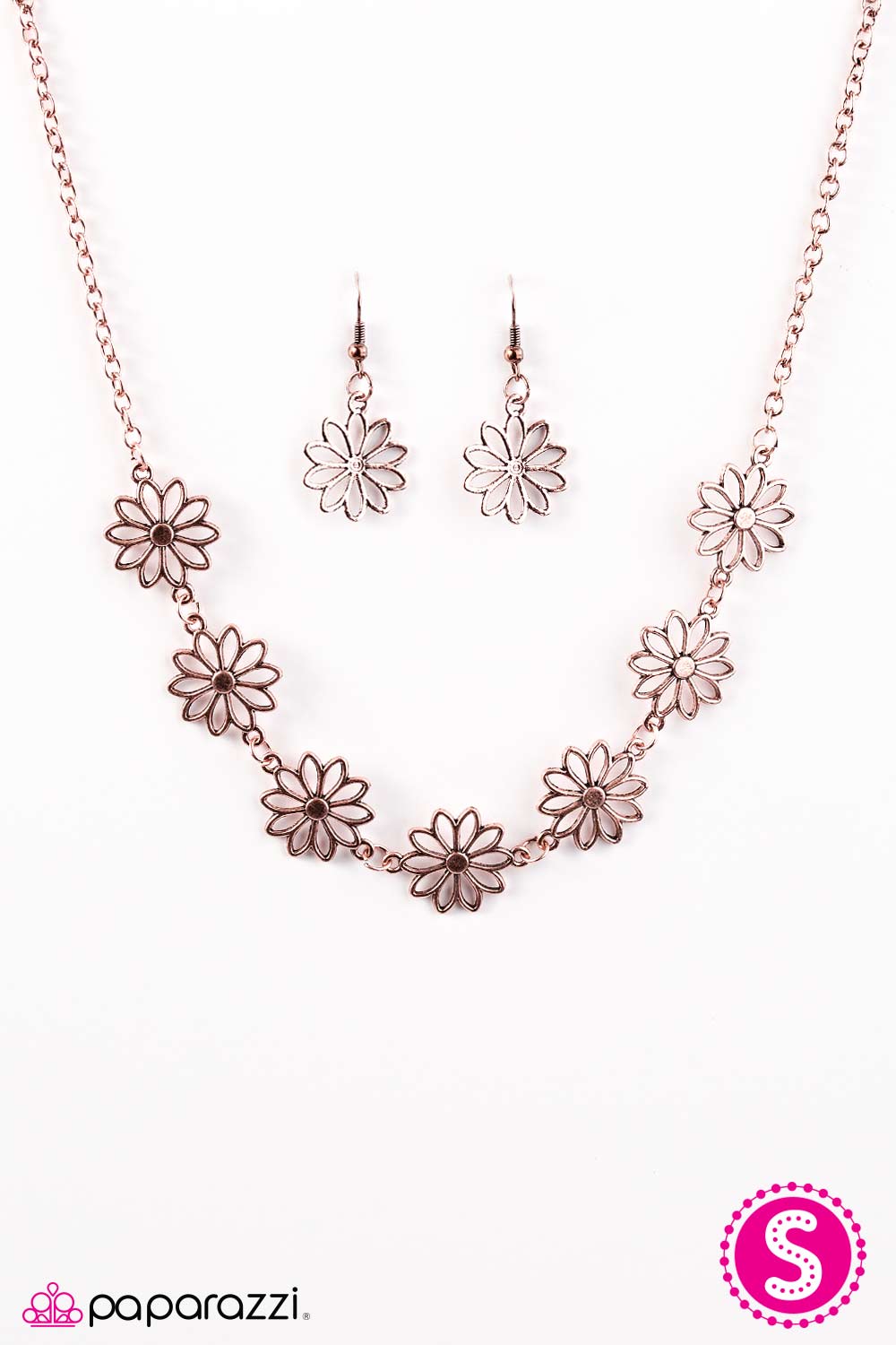 Paparazzi ♥ Crazy For Daisies - Copper ♥ Necklace