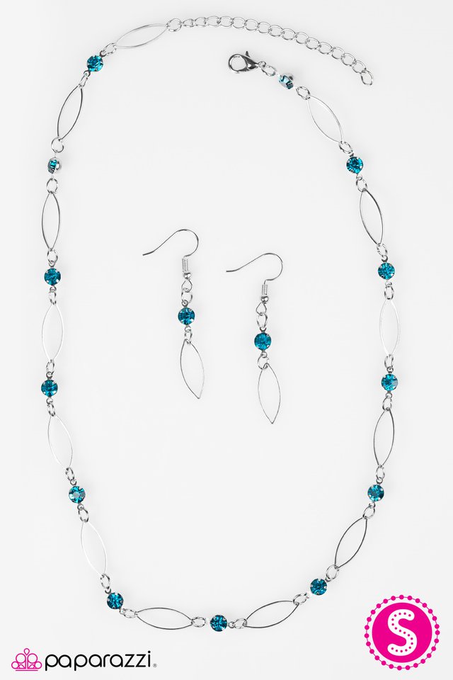 Paparazzi ♥ Time Is Of The Essence - Blue ♥ Necklace