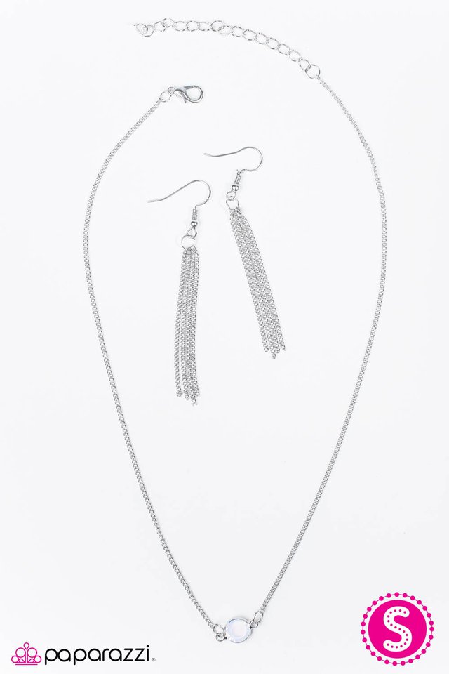 Paparazzi ♥ Stay GLASSY - White ♥ Necklace