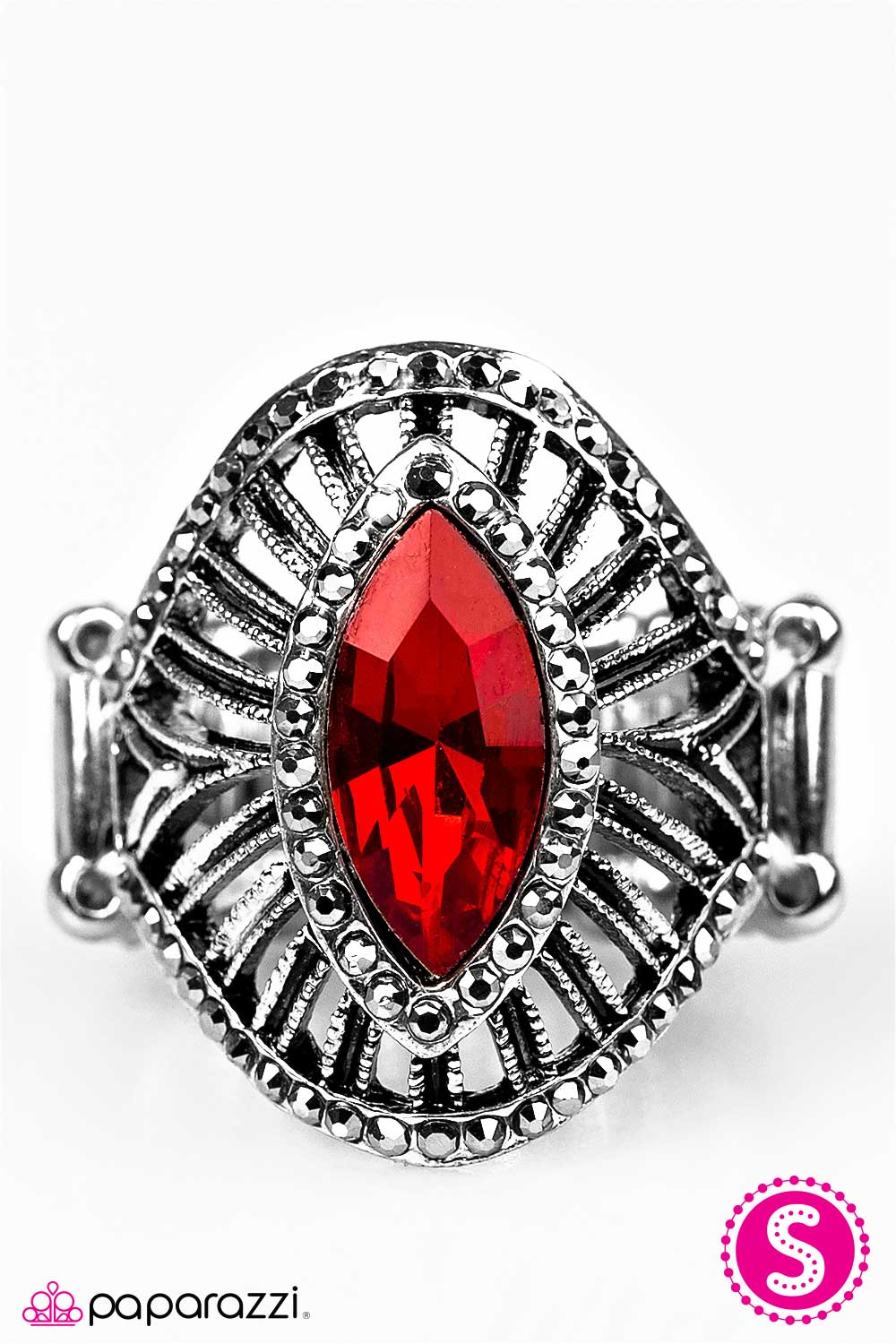Paparazzi ♥ Let It REIGN - Red ♥ Ring