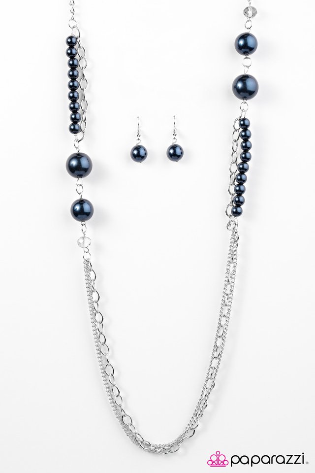 Paparazzi ♥ Broadway Magic - Blue ♥ Necklace