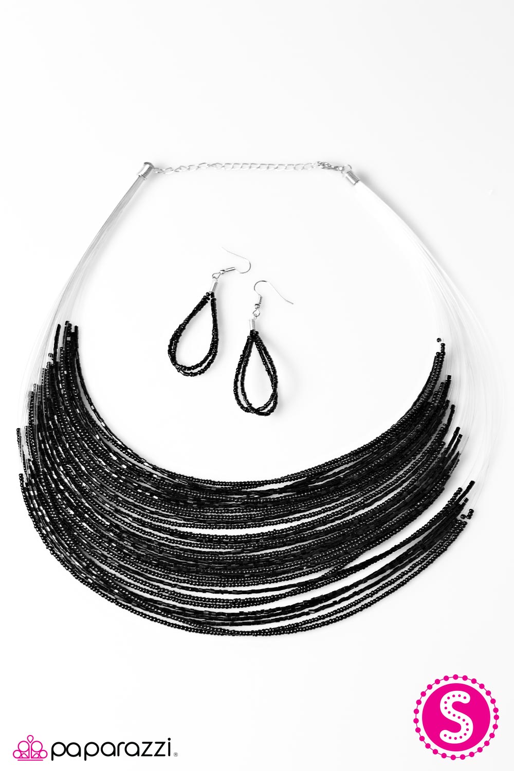 Paparazzi ♥ Starlight Serenade - Black ♥ Necklace