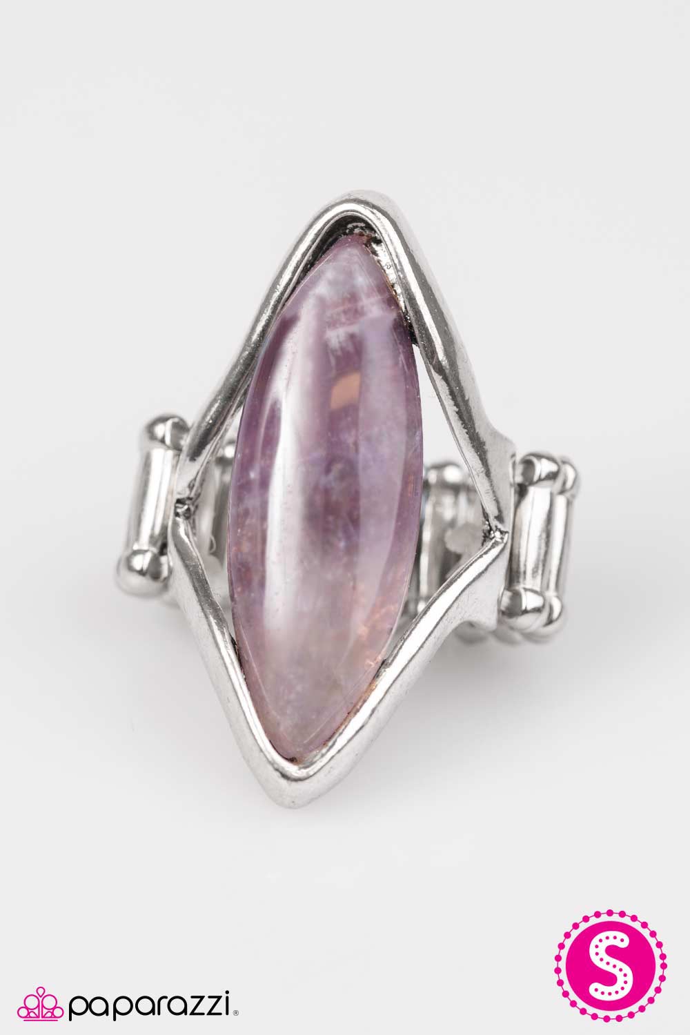 Paparazzi ♥ Escape The Ordinary - Purple ♥ Ring