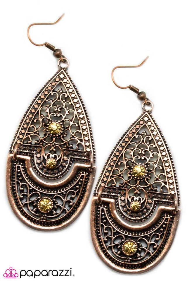 Paparazzi ♥ Unhinged - Copper ♥ Earrings
