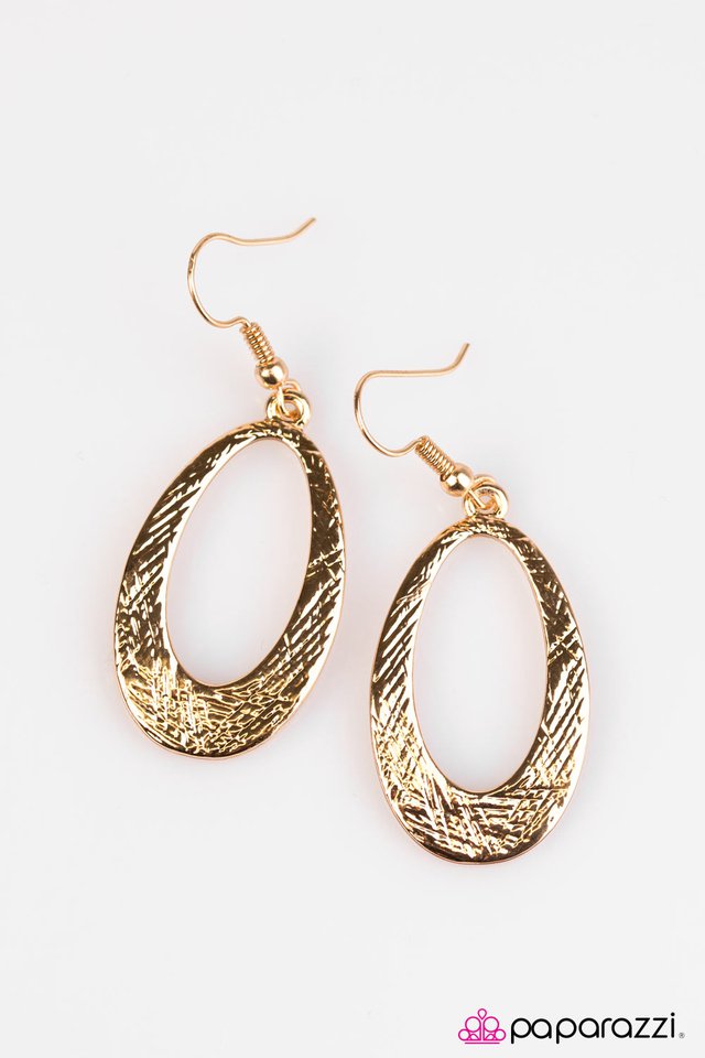 Paparazzi ♥ Be The Light - Gold ♥ Earrings