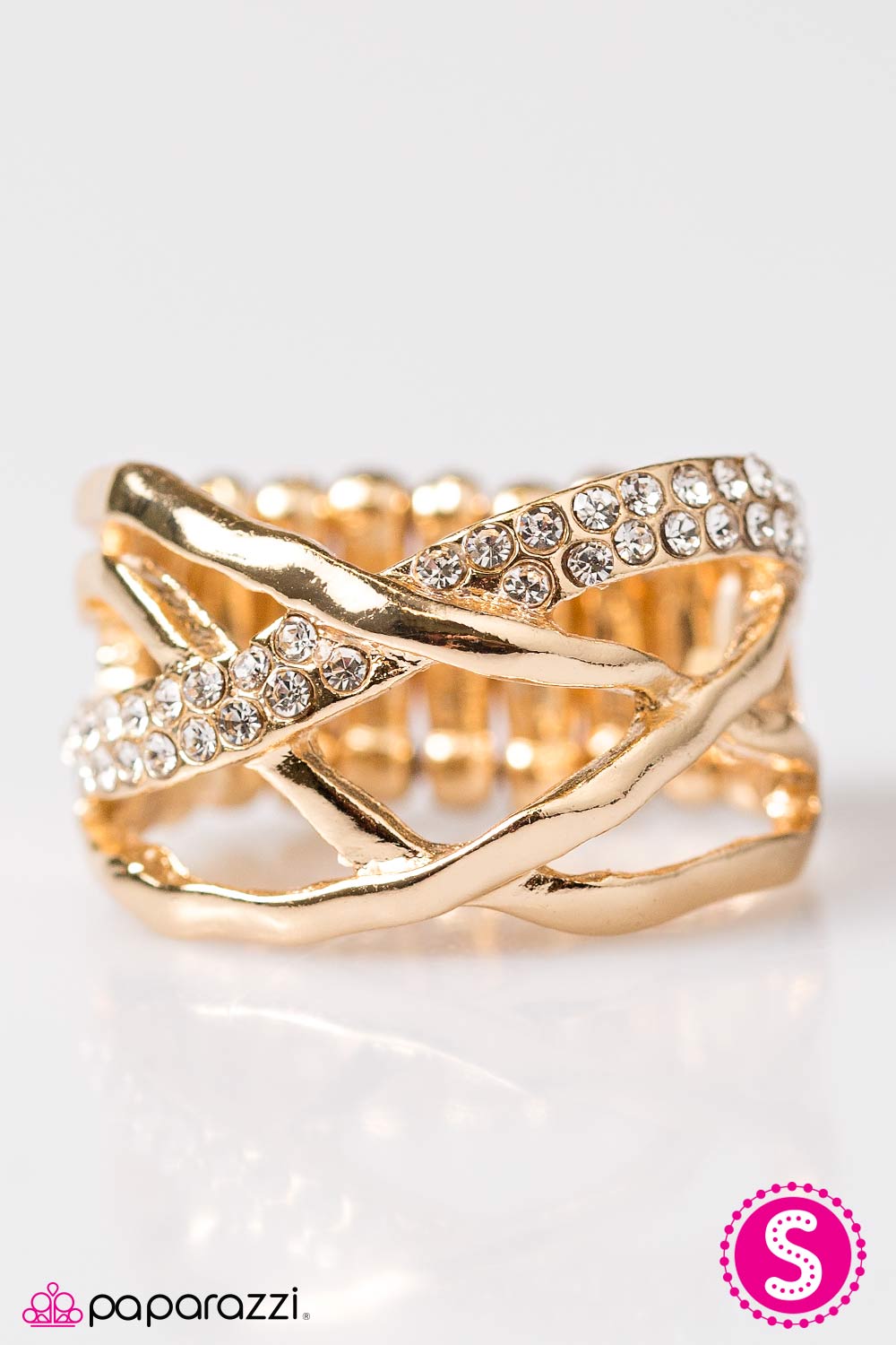 Paparazzi ♥ Castle On The Hill - Gold ♥ Ring