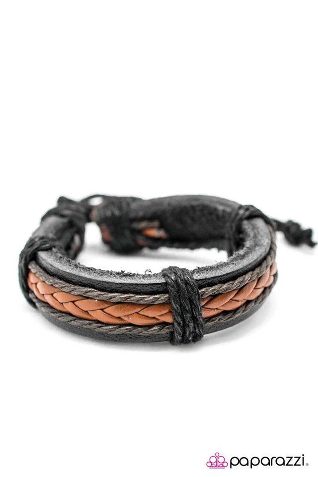 Paparazzi ♥ Walk the Line - Brown ♥ Bracelet