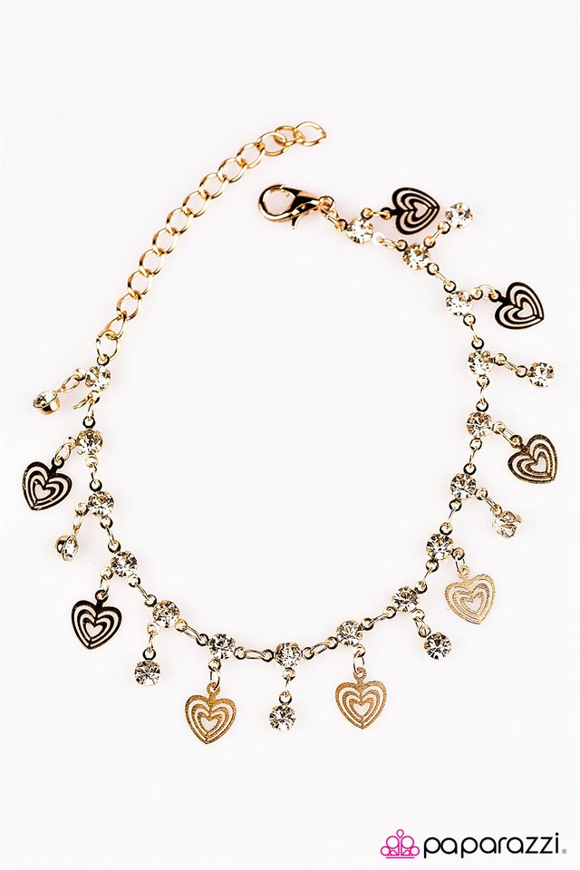 Paparazzi ♥ Hearts Desire - Gold ♥ Bracelet