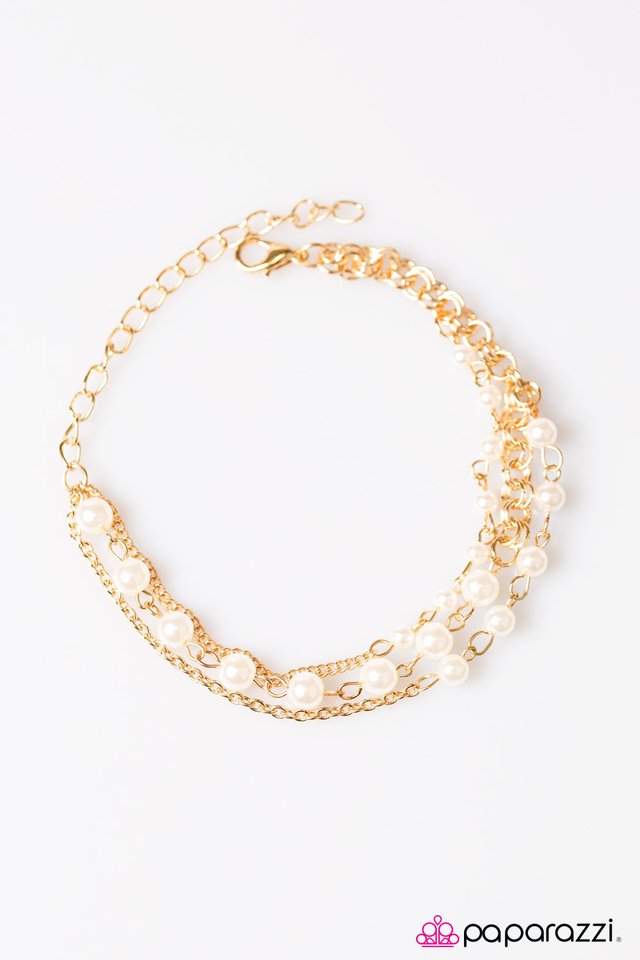 Paparazzi ♥ RITZY Business - Gold ♥ Bracelet