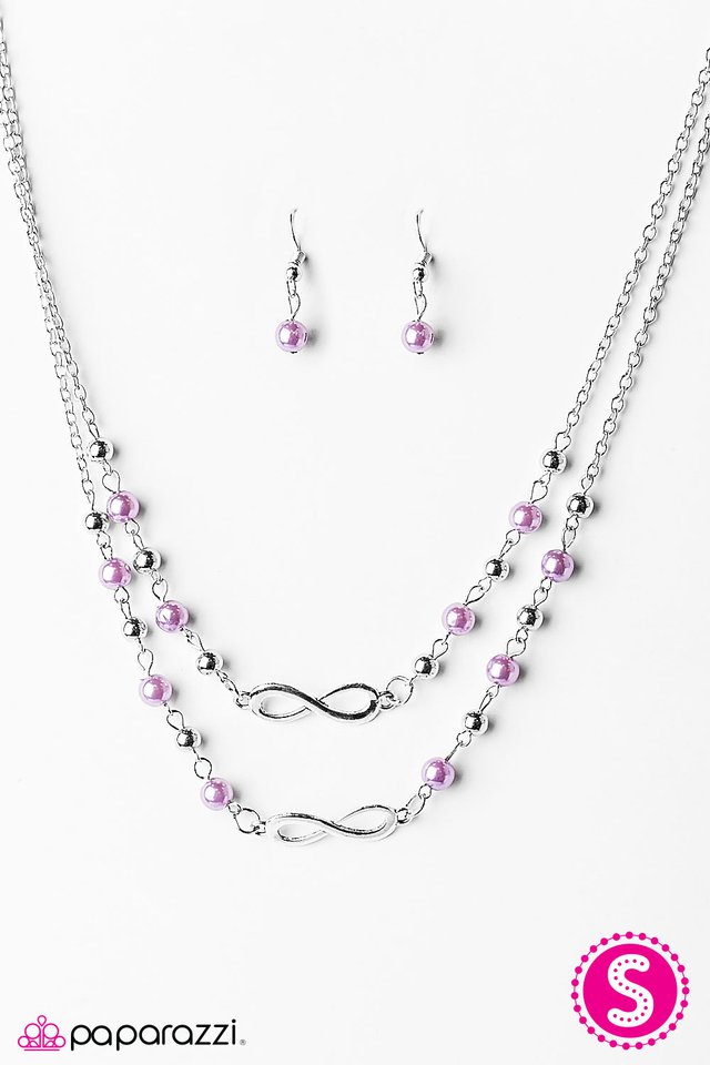 Paparazzi ♥ Chance Of A Lifetime - Purple ♥ Necklace
