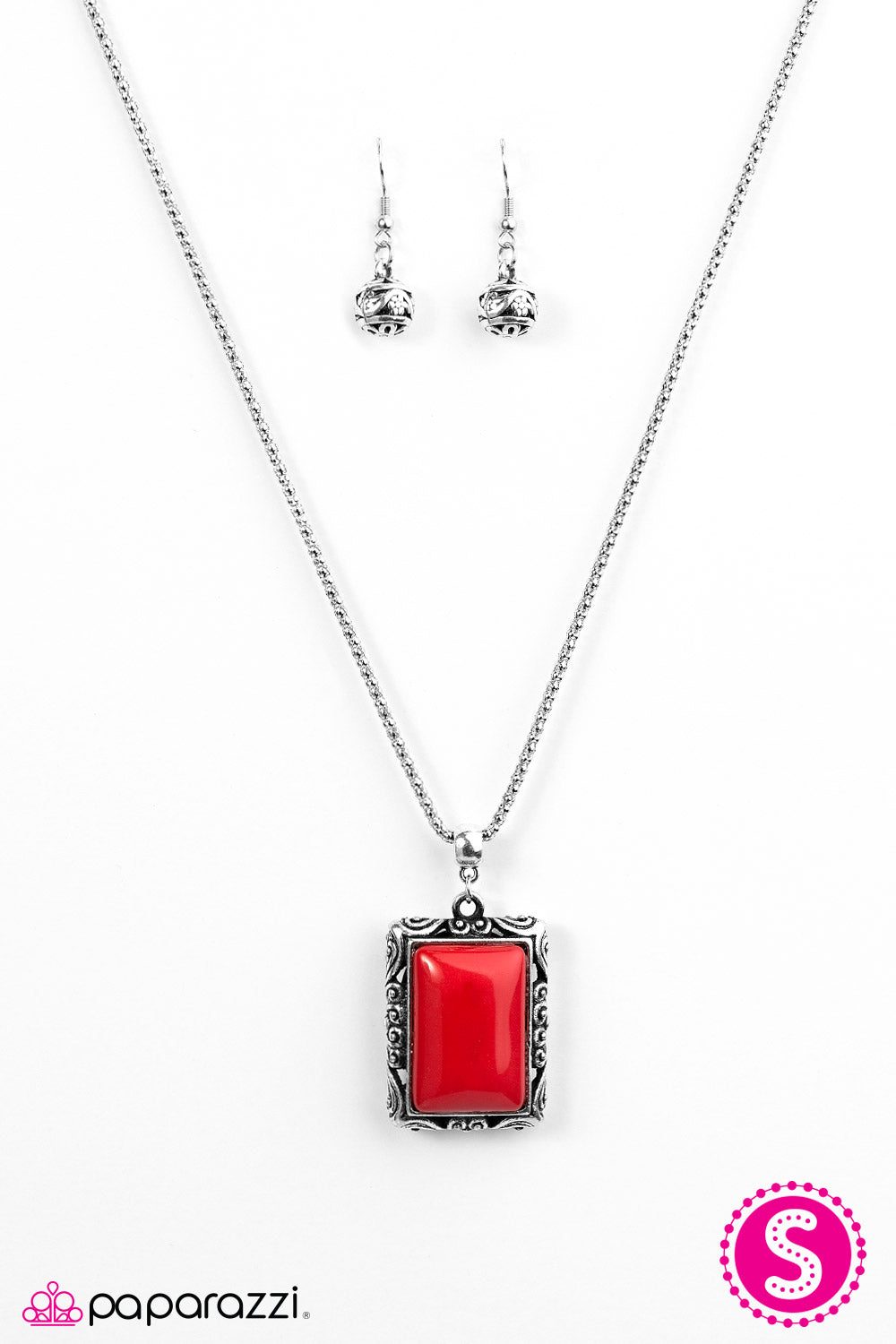 Paparazzi ♥ Victorian Venture - Red ♥ Necklace