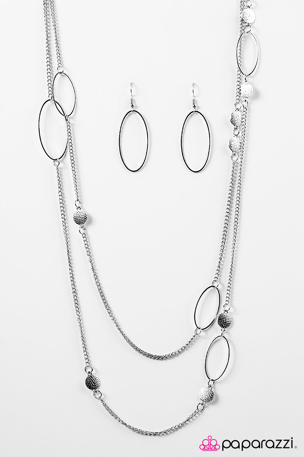 Paparazzi ♥ Ocean Air - Silver ♥ Necklace