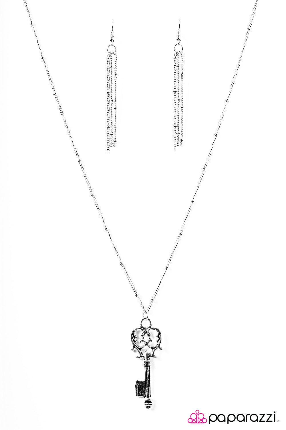 Paparazzi ♥ Unlock Your Dreams - Silver ♥ Necklace