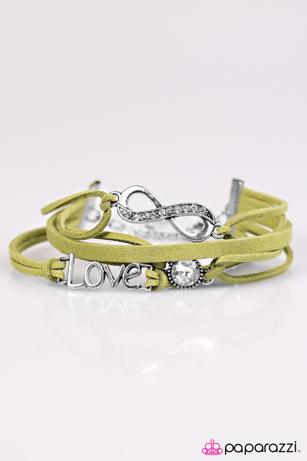 Paparazzi ♥ Infinitely Irresistible - Green ♥ Bracelet