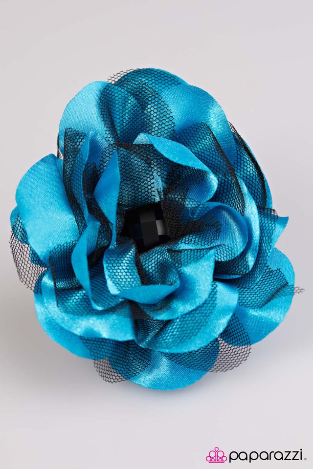 Paparazzi ♥ Time to Bid Adieu - Blue ♥ Hair Clip