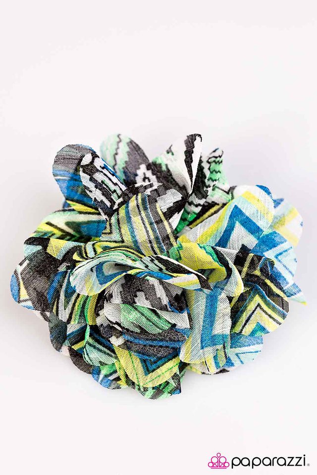 Paparazzi ♥ Desert Bud - Blue ♥ Hair Clip
